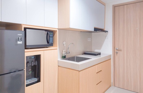 Pondok Aren Apartment | Modern Look 1Br Without Living Room At Bintaro Embarcadero Apartment