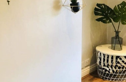 Sheffield House | MODERN LUSH SHEFFIELD APARTMENT, SHEFFIELD UNI, NETFLIX, PARKING