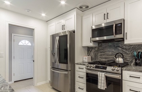 Birmingham House | Modern, Luxe 3BR/2.5BA Birmingham Home