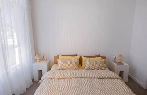 Tugun Apartment | Modern Luxury 200m from the beach