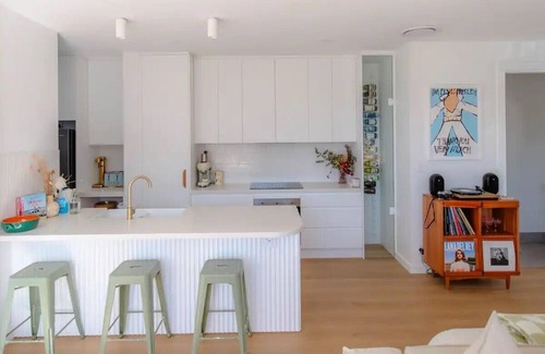 Tugun Apartment | Modern Luxury 200m from the beach