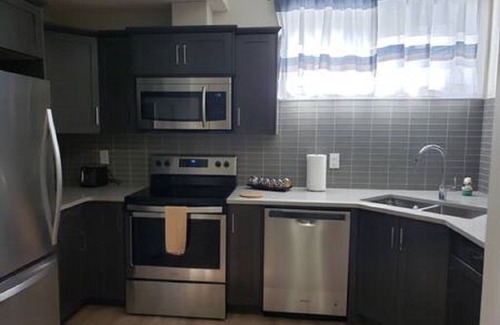 Northeast Edmonton House | Modern Luxury Private Suite.