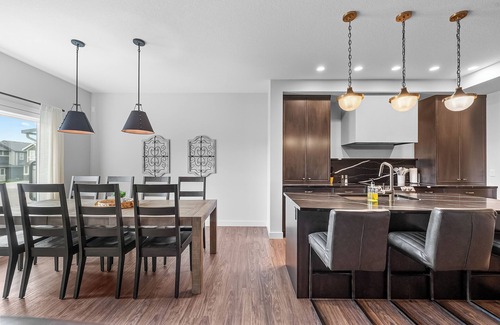 Cochrane House | Modern Luxury Retreat | 4BR w Hot Tub, Garage