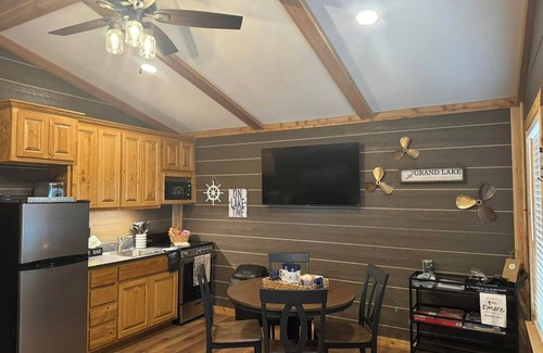 Cleora Cabin | Modern luxury- Rustic Charm