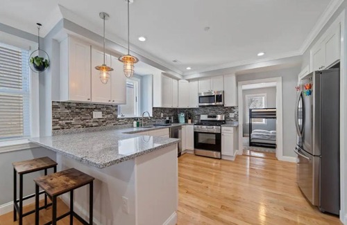 Mattapan Apartment | Modern/Luxury | Steps from Zoo & Golf Course
