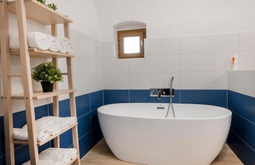 Koszeg Apartment | Modern Medival