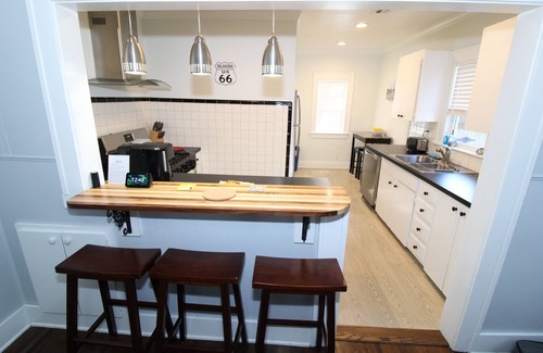 Tulsa House | Modern Midtown Home -Dogs OK -Work Desks -Porch Swing -Fully Privacy Fenced Yard