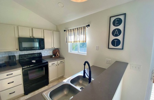 Chalco House | Modern Millard FULL HOME in West Omaha WITH GARAGE 3 bed, 2 bath