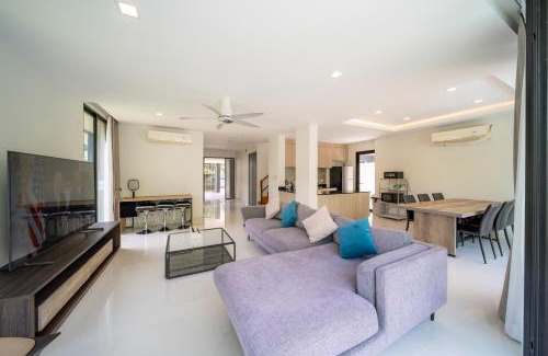 Choeng Thale Villa | Modern Minimalist 6 Bedroom Light Luxury Villa Private Pool Golf Course Laguna Park