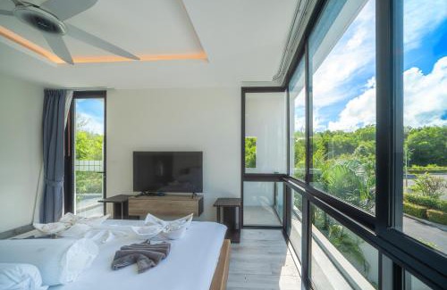 Choeng Thale Villa | Modern Minimalist 6 Bedroom Light Luxury Villa Private Pool Golf Course Laguna Park