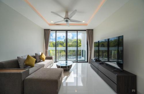 Choeng Thale Villa | Modern Minimalist 6 Bedroom Light Luxury Villa Private Pool Golf Course Laguna Park