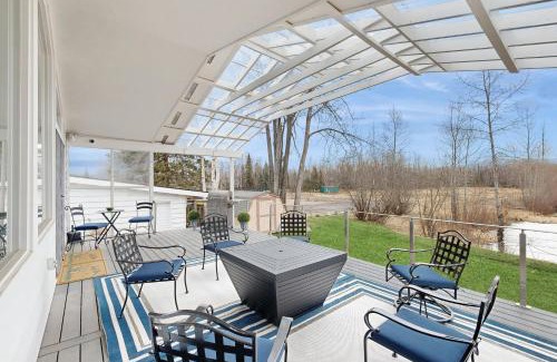 Campbell Park House | Modern Mountain Oasis