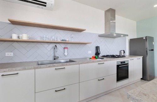 Jaburibari Apartment | Modern NEW 2BR1BA ~ Nature Escape ~ Great Location
