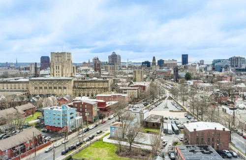 New Haven Apartment | Modern New Haven Condo Less Than 1 Mi to Downtown!
