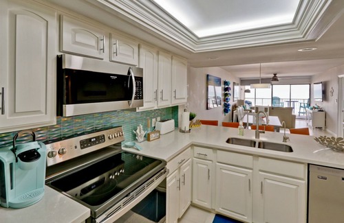 South Padre Island Condo | Modern Oceanfront condo for your Beach Getaway! Spectacular views!