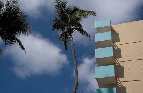 Cabezas Apartment | Modern Oceanfront Oasis All-New Furniture & Appliances