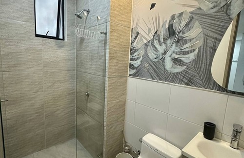 Cali Apartment | Modern One Bedroom Apartment, with Great Location.