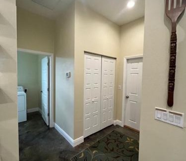 Ocala House | Modern & Peaceful Retreat Near WEC & Ocala Amenities