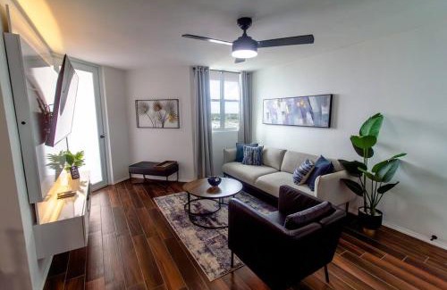 Llanos Tuna House | Modern Penthouse in Carolina