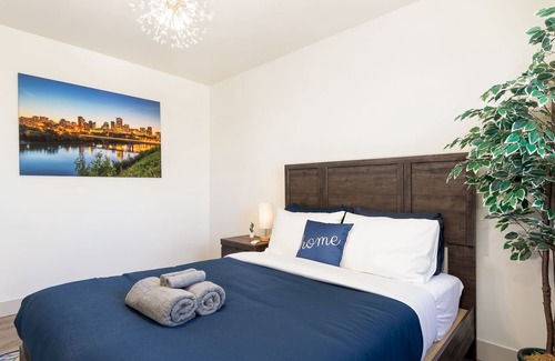 Northwest Edmonton Apartment | Modern & Private 1-Bedroom Unit with A/C & parking