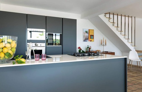 Borgo Bonsignore Villa | Modern private villa with pool and sea views
