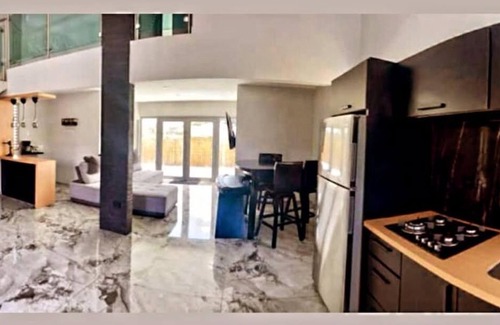 Terranova House | Modern property with private pool.nPropiedad modernacon piscina privada.