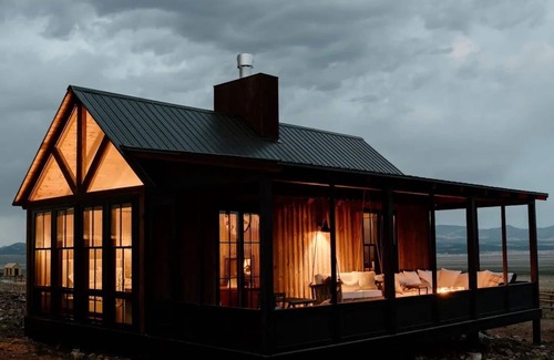 Westcliffe Cabin | Modern ranch cabin at the base of the mountains!