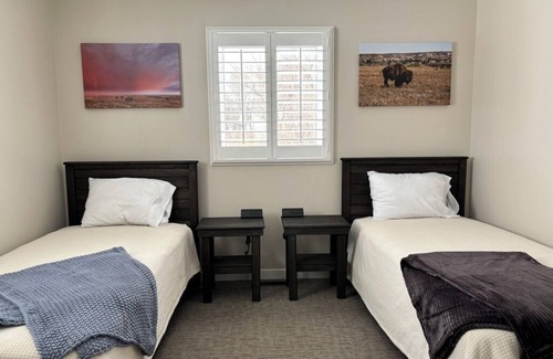 Barnard Other | Modern Ranch House-Play Garage on Acreage