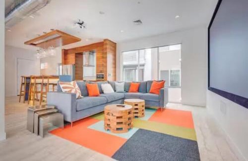 Salt Lake City Apartment | Modern Resort Styled 2BR Apt W Pool, Gym & Hot Tub