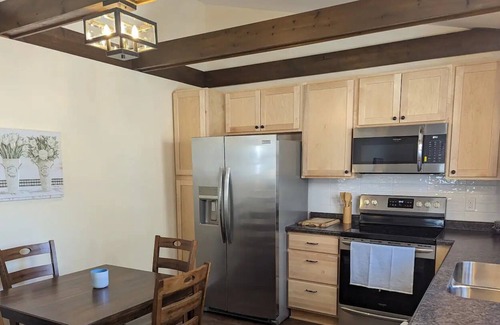 Whitewater House | Modern Retreat in the Woods near Whitewater Lake