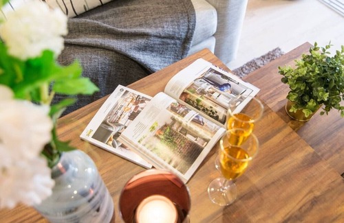Khlong Toei Condo | Modern Room located in Cekkamai area