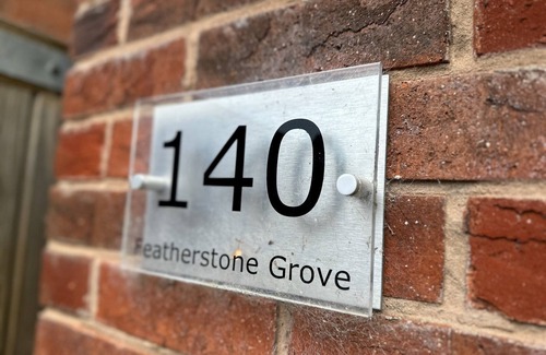 Newcastle-upon-Tyne House | Modern Room with Private Outdoor space | Pass The Keys