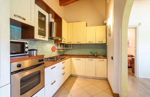 Cunettone House | Modern Salo Flat with Pool