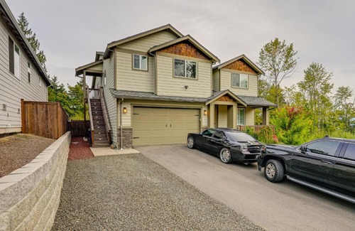 SeaTac Apartment | Modern SeaTac Gem with Fireplace and Smart TVs!