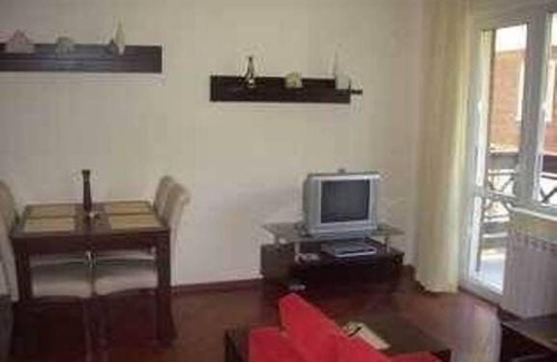 Kvartal Noviya Grad Apartment | Modern ski apartment on 1st floor, shared indoor swimming pool