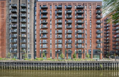 Gascoigne Apartment | Modern, Spacious 2bed, 2bath apartment in Barking