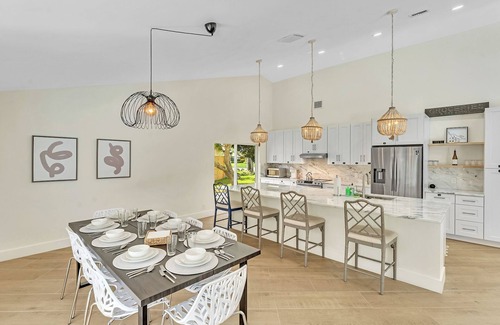 Boynton Beach House | Modern, Spacious 4-Bedroom With Private Pool