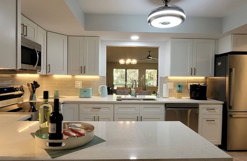 Sarasota Villa | Modern, Spacious Villa close to the Beach!FreeWiFi