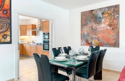 Lagos Villa | Modern, spacious Villa with private pool, quiet location, close to all amenities