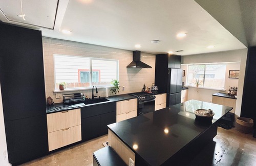 Franklin Park House | Modern stay in a centrally-located home 10 minutes to Downtown and East Austin