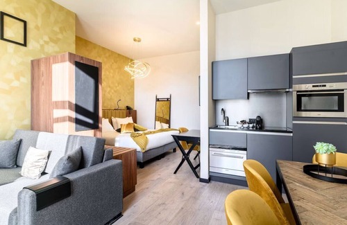 Oudenaarde House | Modern Stay in Flemish Ardennes, Ideal for Cyclists | 3 Units | Bike Storage
