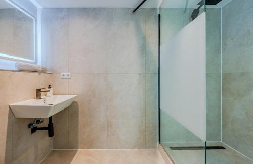 Oberdorla Apartment | Modern Stay Unique Berlin