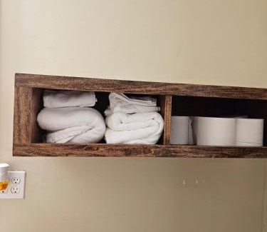 Douglasville Apartment | Modern Stay with Hot tub