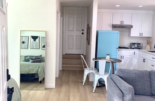 Walnut Creek Apartment | Modern studio 5 min from DT Walnut Creek