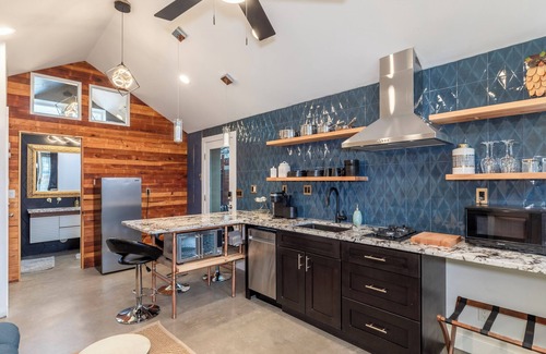 Washington Virginia Vale Apartment | Modern Studio Escape in a Peaceful Denver Neighborhood
