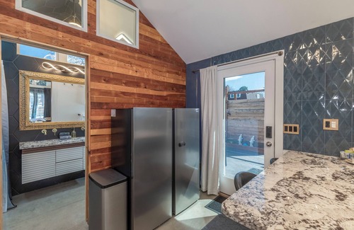 Washington Virginia Vale Apartment | Modern Studio Escape in a Peaceful Denver Neighborhood