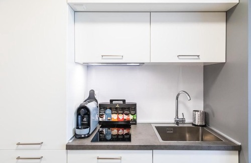 Ostend Apartment | Modern Studio good located Balcony King Bed