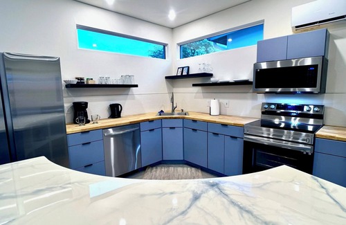 Tucson House | Modern Studio Home SolMod # 1