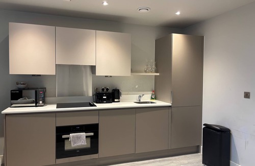 Bracknell Apartment | Modern Studio in Bracknell with free Parking