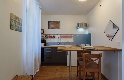 Ciboure Apartment | Modern Studio in Historic Center of Ciboure